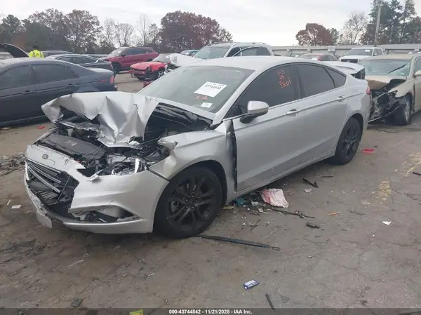 3FA6P0HD5JR153168 2018 FORD FUSION - Image 2