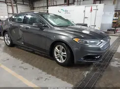 3FA6P0HD5JR160752 2018 FORD FUSION