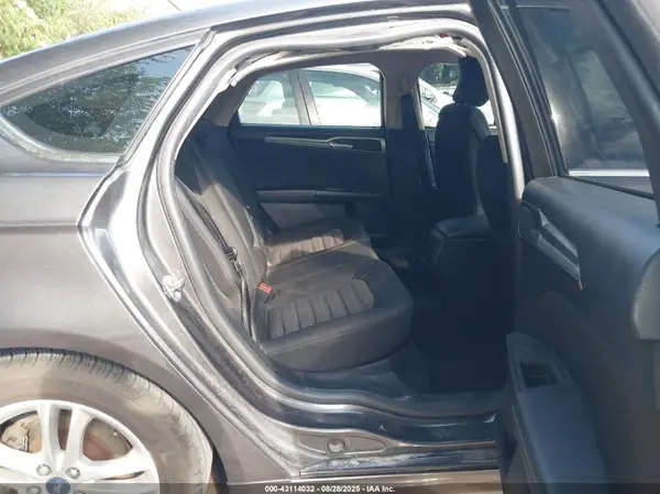3FA6P0HD5JR165823 2018 FORD FUSION - Image 8