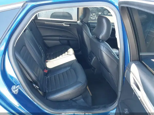 3FA6P0HD5JR201543 2018 FORD FUSION - Image 8