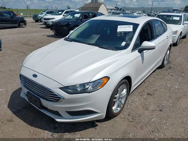 3FA6P0HD5JR210923 2018 FORD FUSION - Image 2