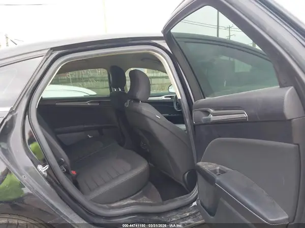 3FA6P0HD5JR223753 2018 FORD FUSION - Image 8