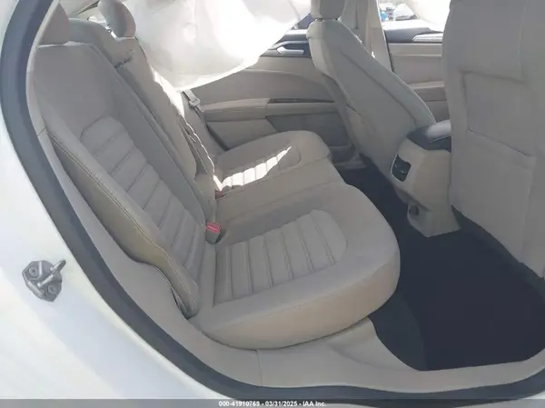 3FA6P0HD5JR224594 2018 FORD FUSION - Image 8