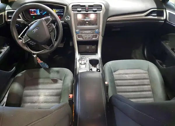 3FA6P0HD5JR228385 2018 FORD FUSION - Image 8
