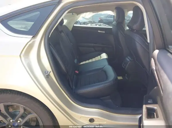 3FA6P0HD5JR228905 2018 FORD FUSION - Image 8