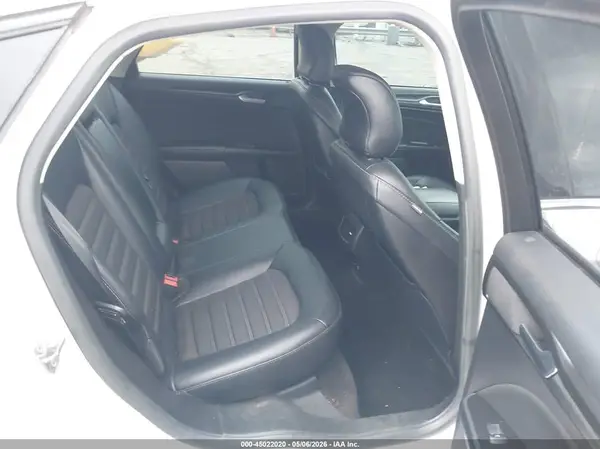 3FA6P0HD5JR229102 2018 FORD FUSION - Image 8