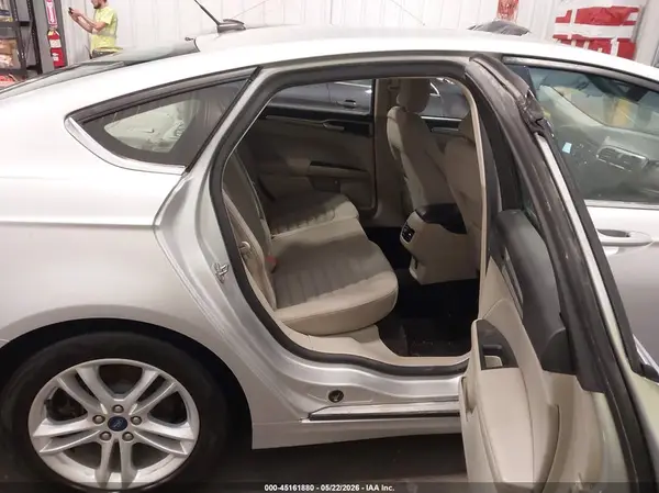 3FA6P0HD5JR232002 2018 FORD FUSION - Image 8