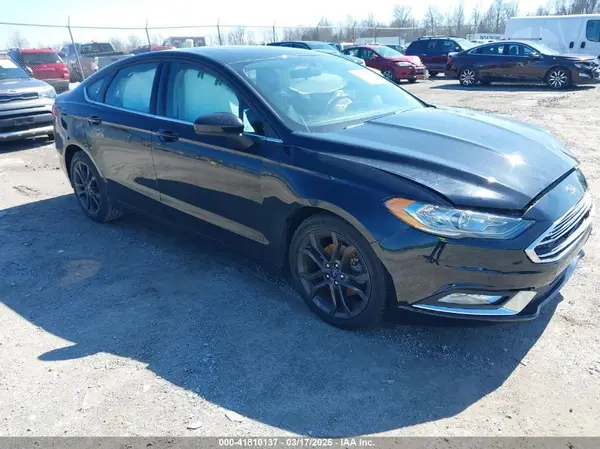 3FA6P0HD5JR239290 2018 FORD FUSION - Image 1