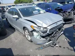 3FA6P0HD5JR240813 2018 FORD FUSION