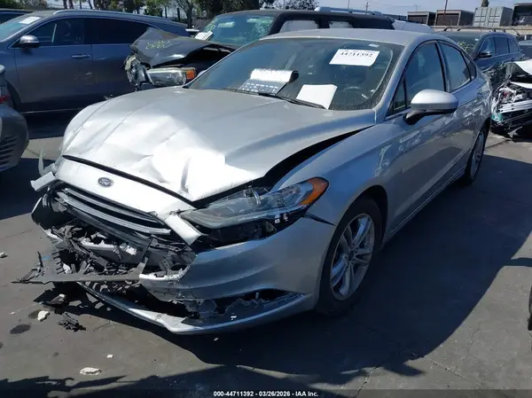 3FA6P0HD5JR240813 2018 FORD FUSION - Image 2