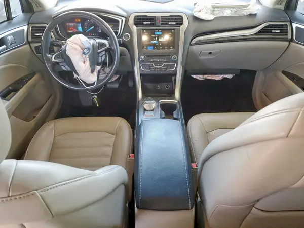 3FA6P0HD5JR253075 2018 FORD FUSION - Image 8