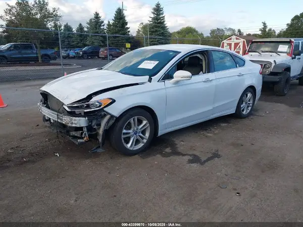 3FA6P0HD5JR259829 2018 FORD FUSION - Image 2