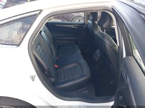 3FA6P0HD5JR259829 2018 FORD FUSION - Image 8