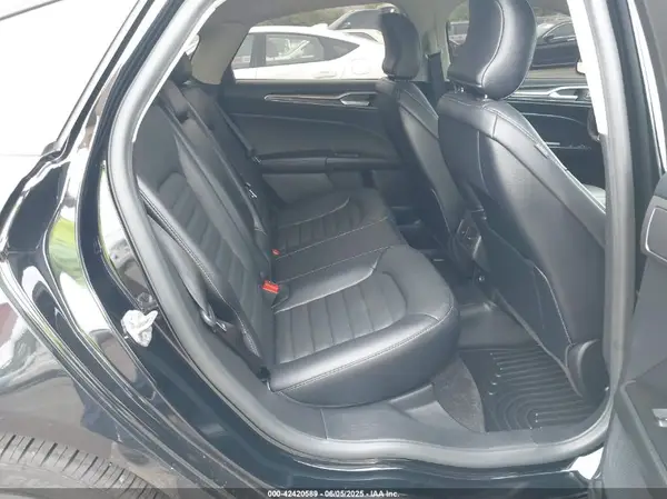 3FA6P0HD5JR281412 2018 FORD FUSION - Image 8