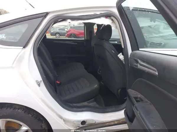 3FA6P0HD5JR283354 2018 FORD FUSION - Image 8