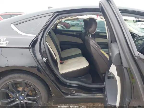 3FA6P0HD5KR113514 2019 FORD FUSION - Image 8