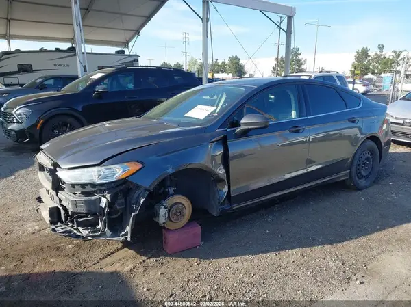3FA6P0HD5KR114596 2019 FORD FUSION - Image 2