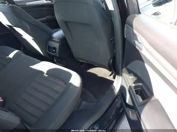 3FA6P0HD5KR126909 2019 FORD FUSION - Image 8