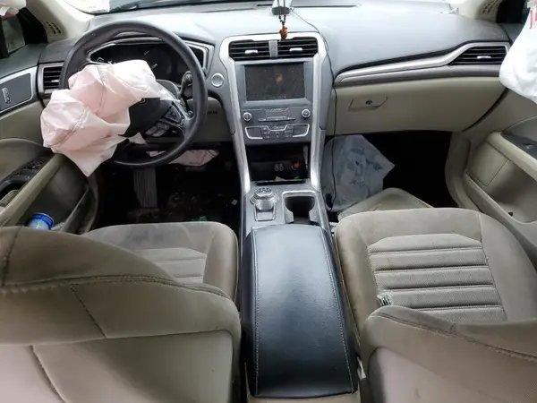 3FA6P0HD5KR127431 2019 FORD FUSION - Image 8
