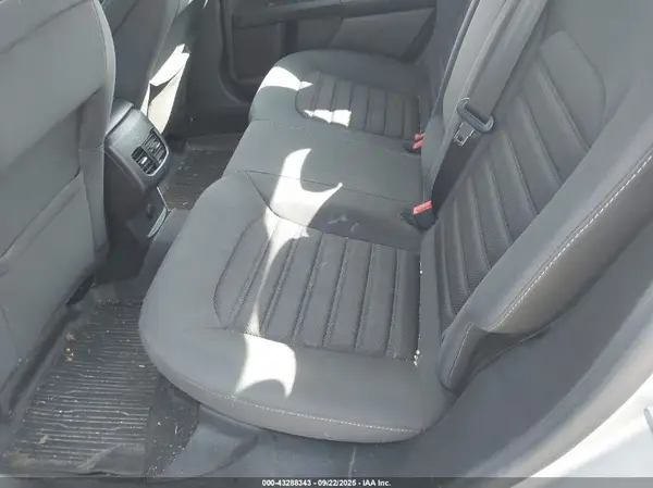 3FA6P0HD5KR128532 2019 FORD FUSION - Image 8