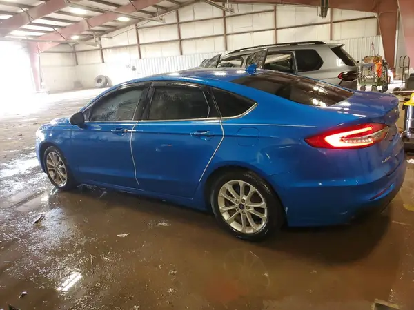 3FA6P0HD5KR130829 2019 FORD FUSION - Image 2