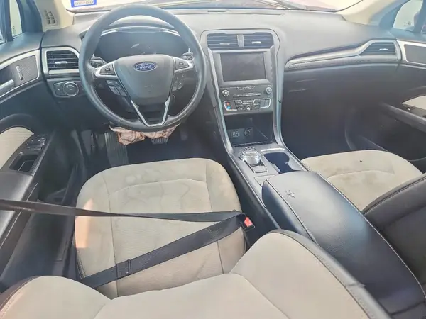 3FA6P0HD5KR132385 2019 FORD FUSION - Image 8
