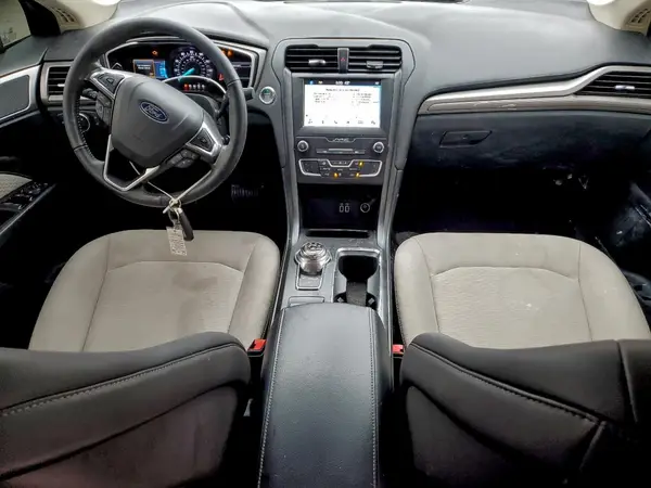 3FA6P0HD5KR133052 2019 FORD FUSION - Image 8