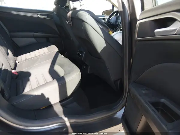 3FA6P0HD5KR148490 2019 FORD FUSION - Image 8