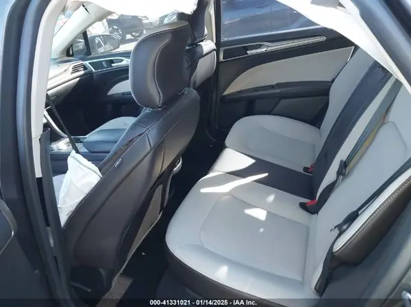 3FA6P0HD5KR149008 2019 FORD FUSION - Image 8