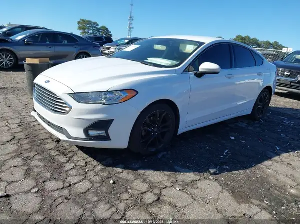 3FA6P0HD5KR194000 2019 FORD FUSION - Image 2