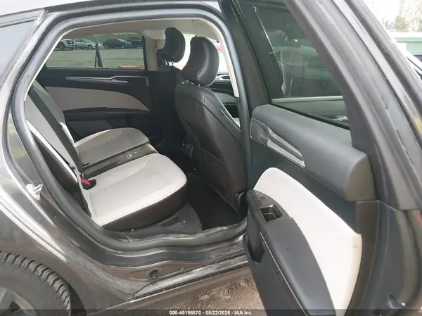 3FA6P0HD5KR198984 2019 FORD FUSION - Image 8