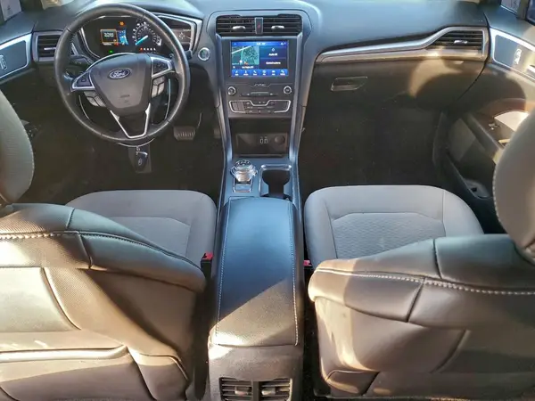 3FA6P0HD5KR201186 2019 FORD FUSION - Image 8