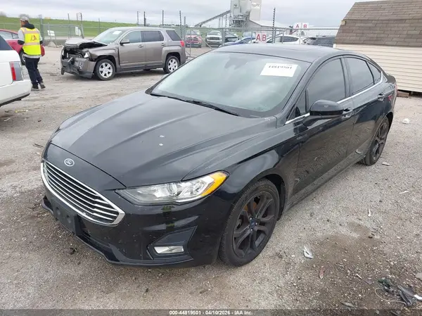 3FA6P0HD5KR214214 2019 FORD FUSION - Image 2