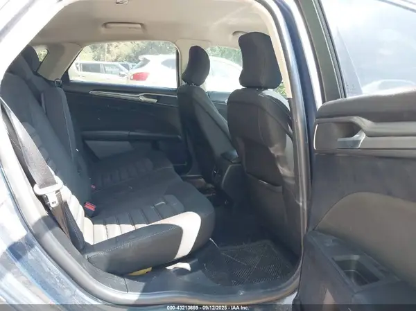 3FA6P0HD5KR216769 2019 FORD FUSION - Image 8