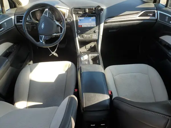 3FA6P0HD5KR217033 2019 FORD FUSION - Image 8