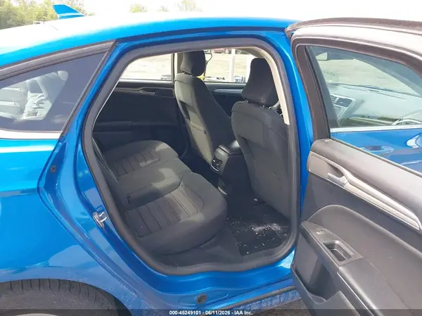 3FA6P0HD5KR239825 2019 FORD FUSION - Image 8