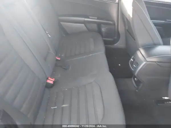 3FA6P0HD5KR246757 2019 FORD FUSION - Image 8
