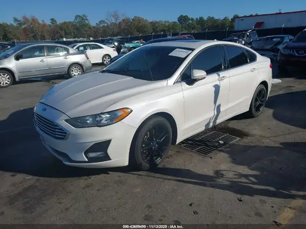 3FA6P0HD5KR247116 2019 FORD FUSION - Image 2