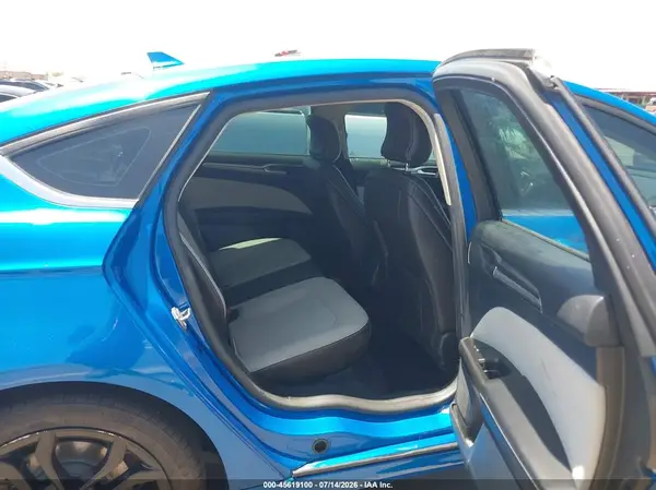 3FA6P0HD5KR251957 2019 FORD FUSION - Image 8