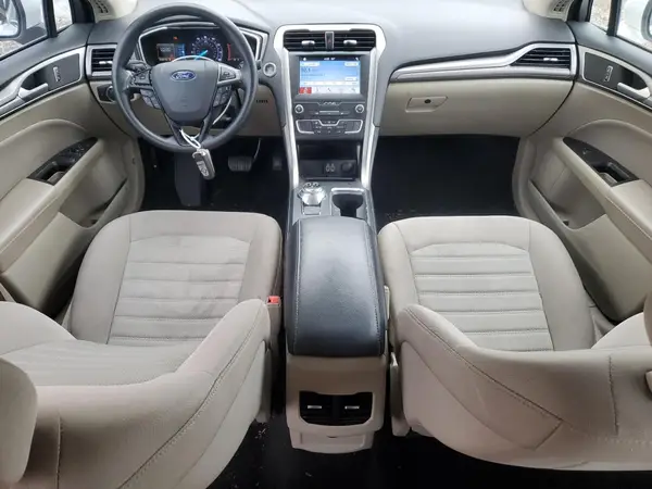 3FA6P0HD5KR272517 2019 FORD FUSION - Image 8