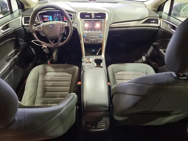 3FA6P0HD5KR275840 2019 FORD FUSION - Image 8