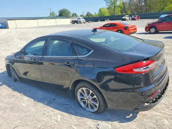 3FA6P0HD5KR275935 2019 FORD FUSION - Image 2