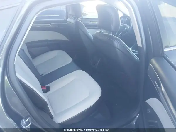 3FA6P0HD5KR282724 2019 FORD FUSION - Image 8