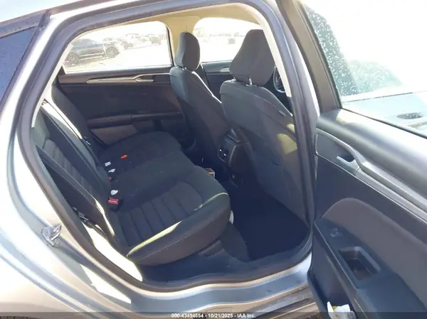 3FA6P0HD5LR108296 2020 FORD FUSION - Image 8