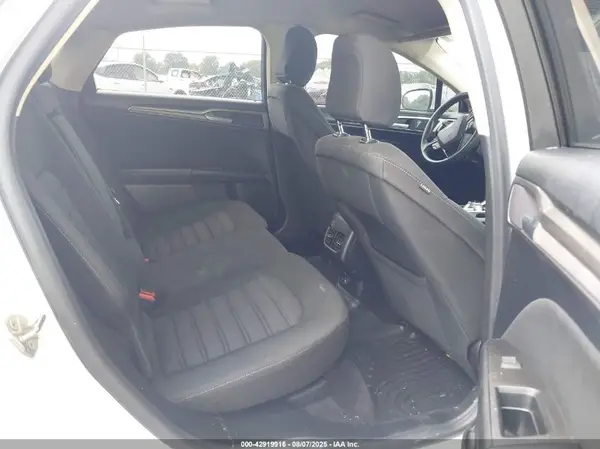 3FA6P0HD5LR109478 2020 FORD FUSION - Image 8