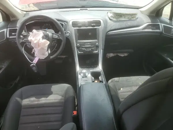 3FA6P0HD5LR111747 2020 FORD FUSION - Image 8