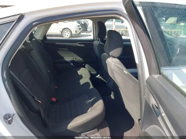 3FA6P0HD5LR147888 2020 FORD FUSION - Image 8