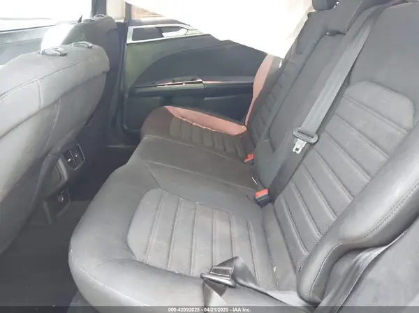 3FA6P0HD5LR164755 2020 FORD FUSION - Image 8