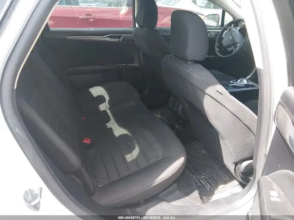 3FA6P0HD5LR172709 2020 FORD FUSION - Image 8