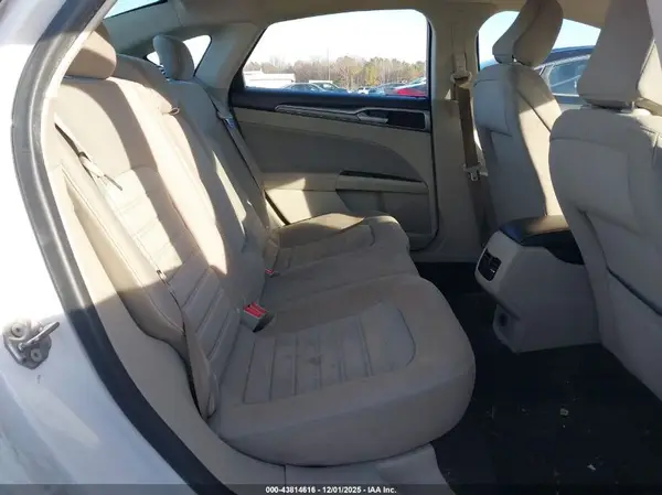 3FA6P0HD5LR178591 2020 FORD FUSION - Image 8